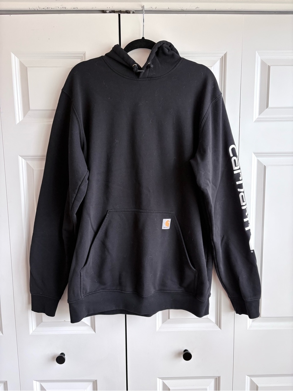 Carhartt Men’s Black Hooded Sweatshirt with Sleeve Logo, size L Tall